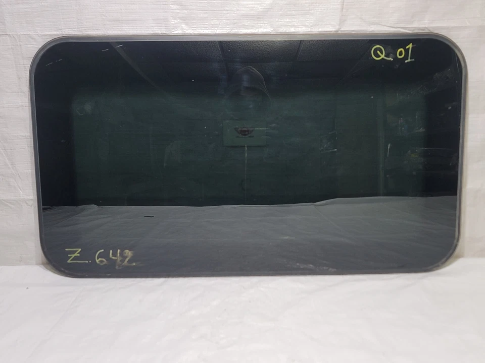 1996-1999 AUDI A4 Sun Roof Glass Moon Top Roof OEM 43R-005012 Foto 3 de 4