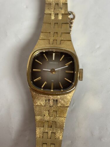 Reloj estilo pulsera dorado vintage Seiko para dama # 550806 (se necesita batería) usado en excelente estado - Imagen 3 de 6