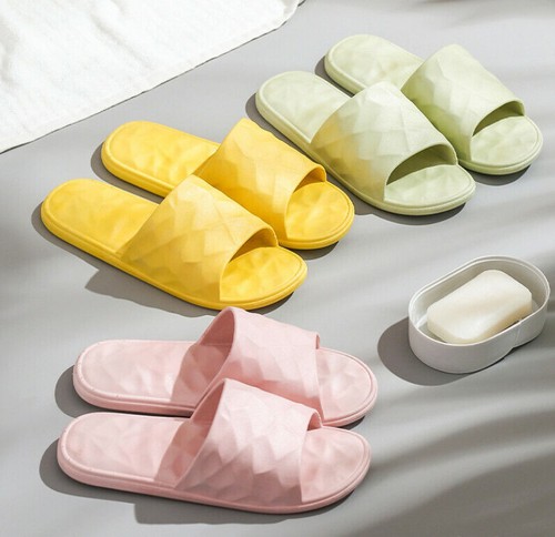 New Soft Summer Slippers Comfortable Home Flip Flops Bath Slippers Flat Sandals - 第 1/18 張圖片