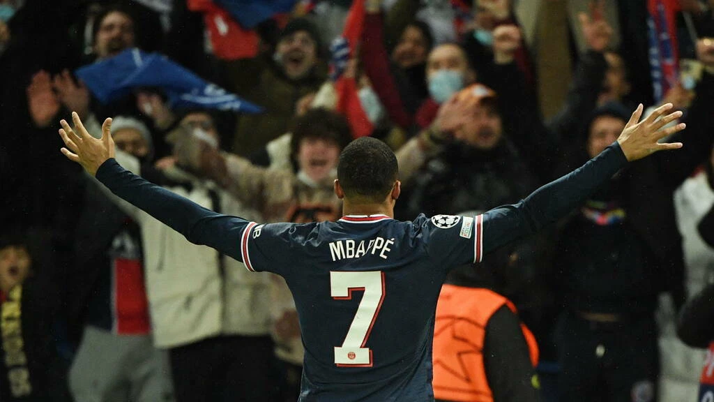 Flocage officiel MBAPPE N 7 ligue des champions domicile home 21
