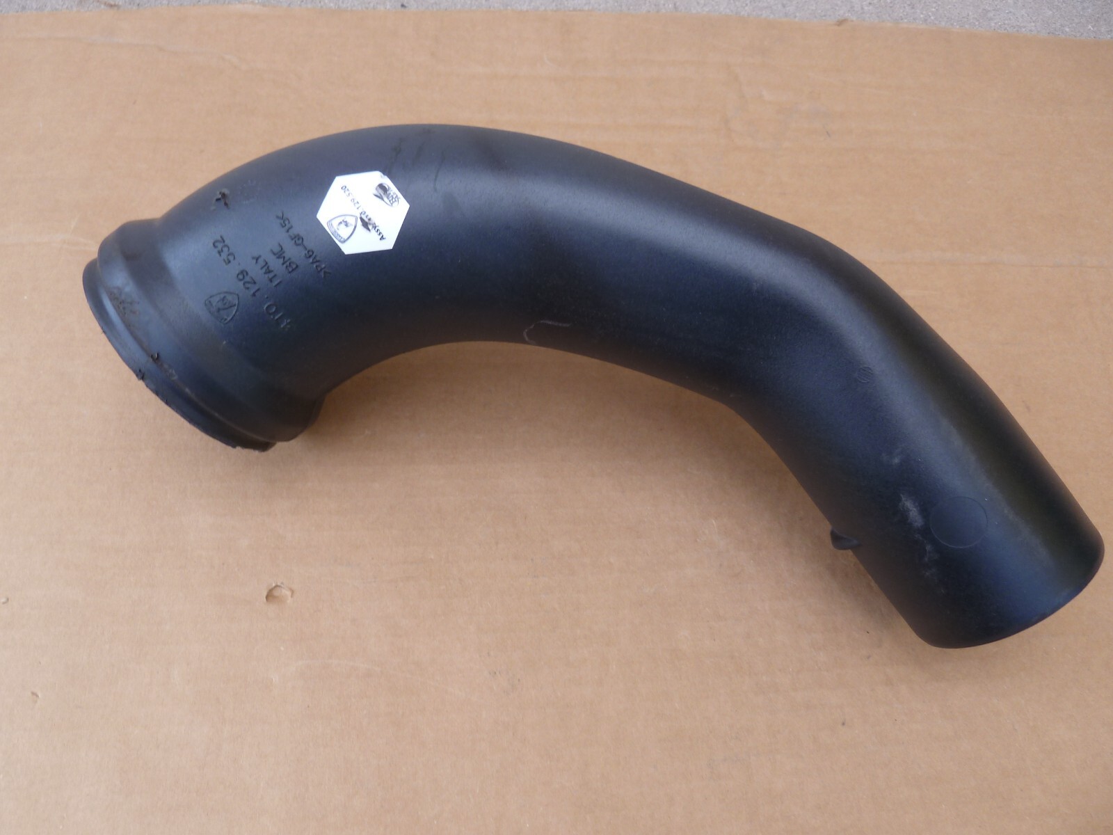 Lamborghini Huracan EVO Coupe Right Passengers Cooling Air Duct Guide Baffle
