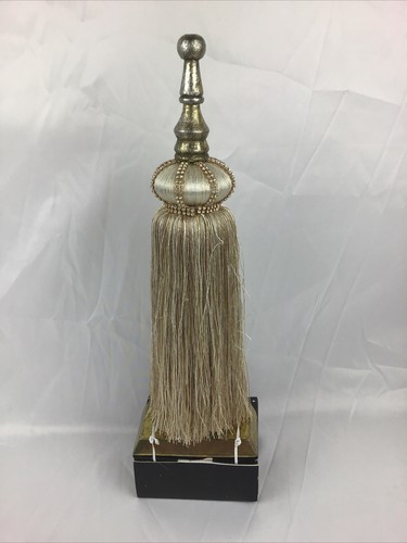 The Christmas Shoppe Brass Distressed Tasseled Ornate Stocking Holder NEW - Picture 6 of 12