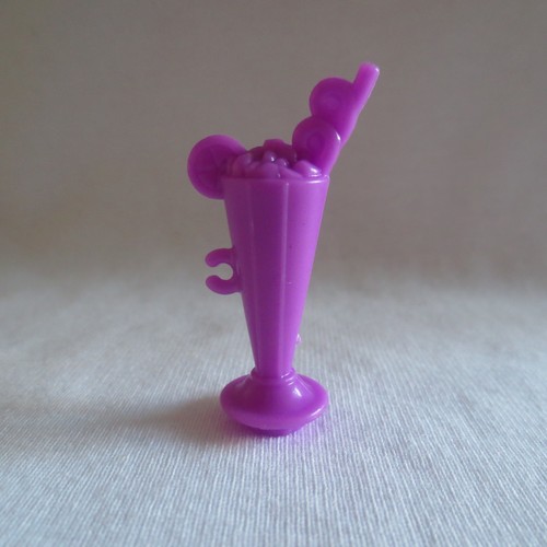 NEU Barbie Schwester Skipper Tiki Hütte Puppe lila schaumig Getränk Zubehör 4 Diorama - Bild 1 von 4