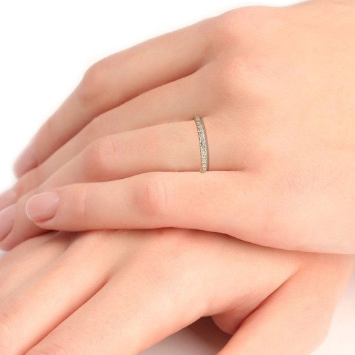 E/VS, Lab-Grown Round Cut Diamond Half Eternity Ring in 18K Yellow Gold - Picture 20 of 22