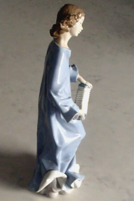 置物 Lladro Angel With Accordion Lladro 1323 