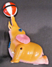 Vintage NOS Elephant Spinner Hopping Rolling Battery Operated Item M-505 Toy