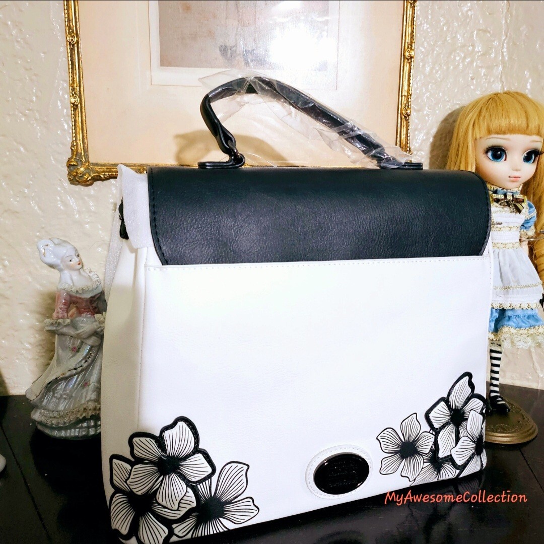 Our Universe Star Wars Darth Vader Sketch Handbag | eBay display picture 1