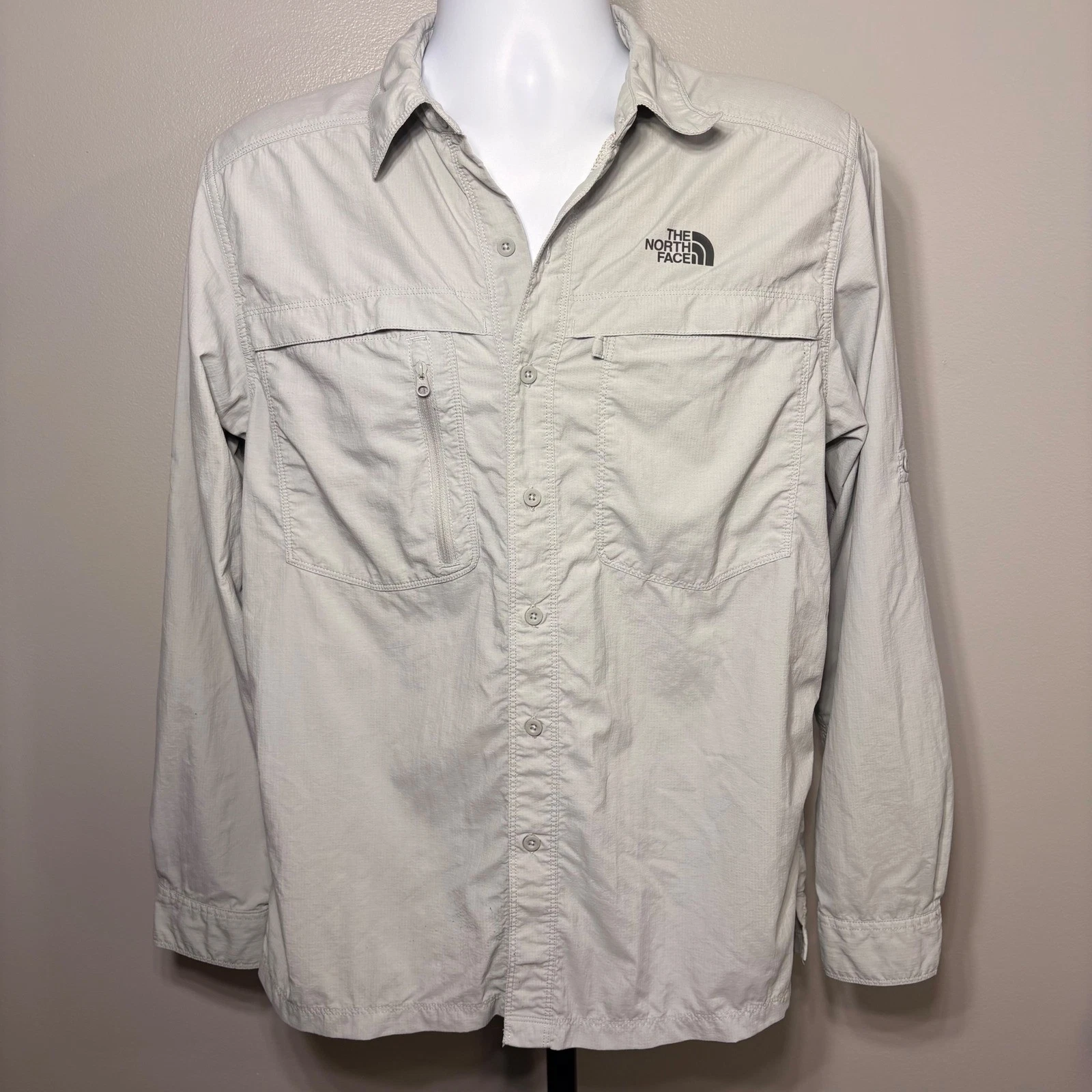 The North Face Mens Long Sleeve Hiking Shirt Gray Ripstop Ventilated Medium
Opens in a new window or