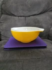 Pyrex Yellow Cinderella Nesting Mixing Bowl 443 Vtg 2 1/2 QT-Made In USA