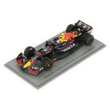 Red Bull Racing RB18 Sergio Perez Oracle #11 Winner Singapore GP 2022 1:43 Resin