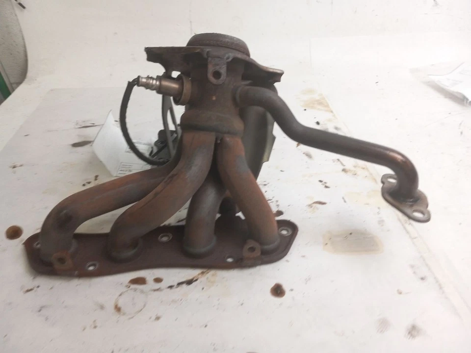 Colector de escape para Toyota Prius 2010 - 2018 Foto 4 de 4