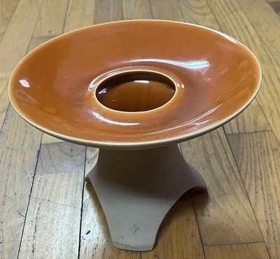 Circa 1950 Mid Century Space Age Futuristic USA Pottery Vase On Tripod Base UFO