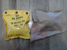 VINTAGE U.S. MILITARY SEA DYE MARKER