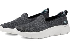 NIB Skechers GoWalk Flex Sneakers Black/Size 7.0