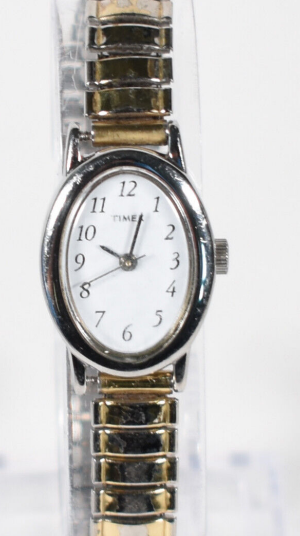 Timex Women\'s Silver Oval Bracelet Watch with White Dial Vintage Timex Silver Dainty Womans Womens Classic Oval  main image 3