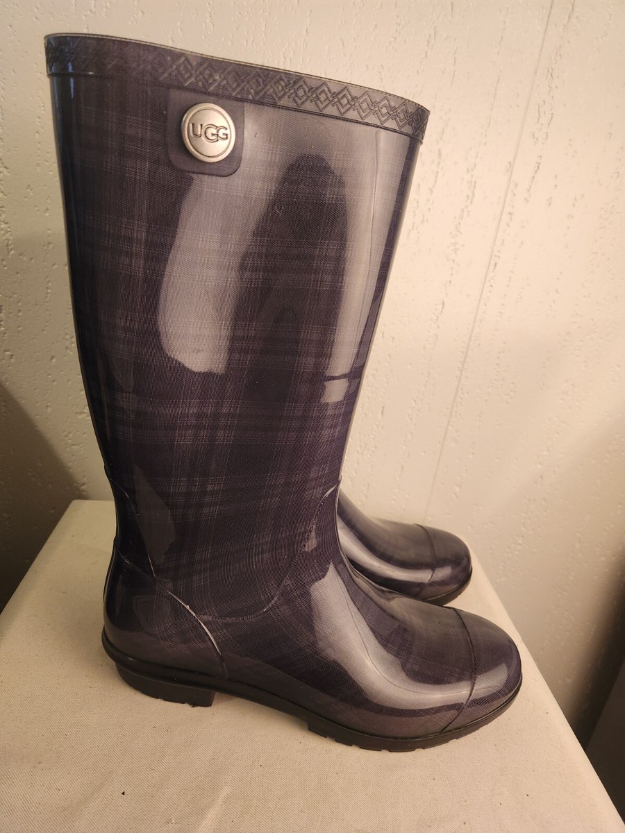 UGG Shaye Womens sz Pull On Grey Plaid Rain Boots Sherpa Footbed