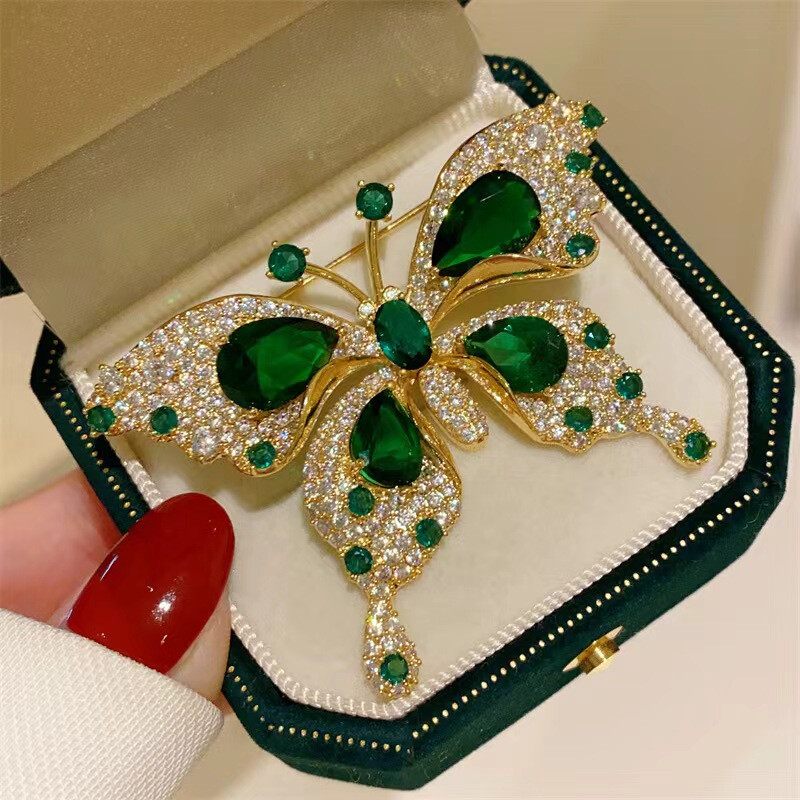 Elegant Vintage Green Butterfly Brooch Pin - Rhinestone Accessory for Women