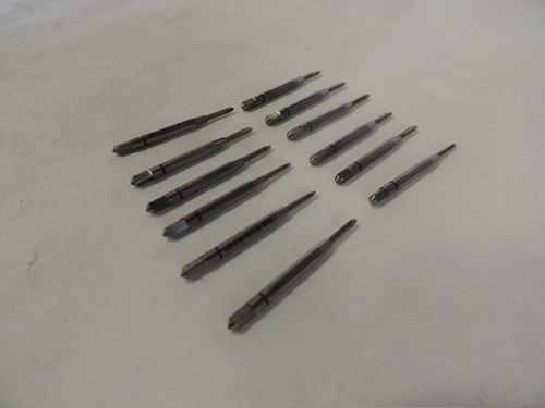 Balax 30993-000 M2X.4 PD3 Spiral Point Plug Tap, Thredshaver, 12 pc - 第 1/3 張圖片