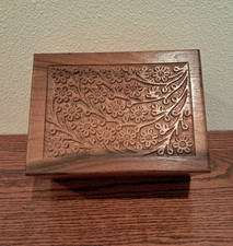 Pet Cremation Urn for Ashes - Medium Sized Dog Cat Pet - 5.5x7.5 Inch
