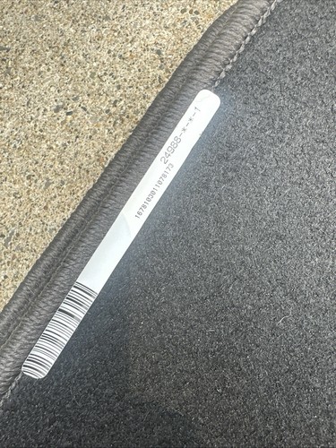2012-2016 GENUINE OEM - Honda CR-V Rear BLACK Carpet Floor Mat Only - Picture 6 of 6