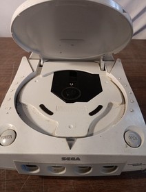 Sega Dreamcast HKT-3020 Console W/ Controller - Powers On