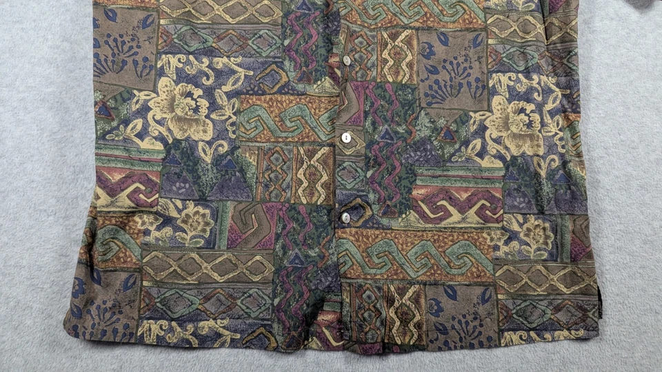 Tori Richard Men Shirt XL Hawaiian Tropical Floral Waves Short Sleeve Button Up - Image 3 of 4