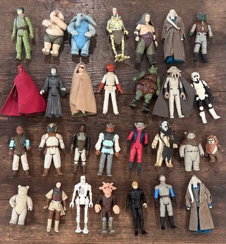 FIGURINES VINTAGE STAR WARS Le Retour du Jedi ROTJ *Vous CHOISISSEZ* 1983 Certaines complètes - Photo 1 sur 232