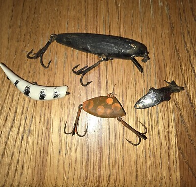 Vintage Fishing Lures LOT From The 1970s 1980s