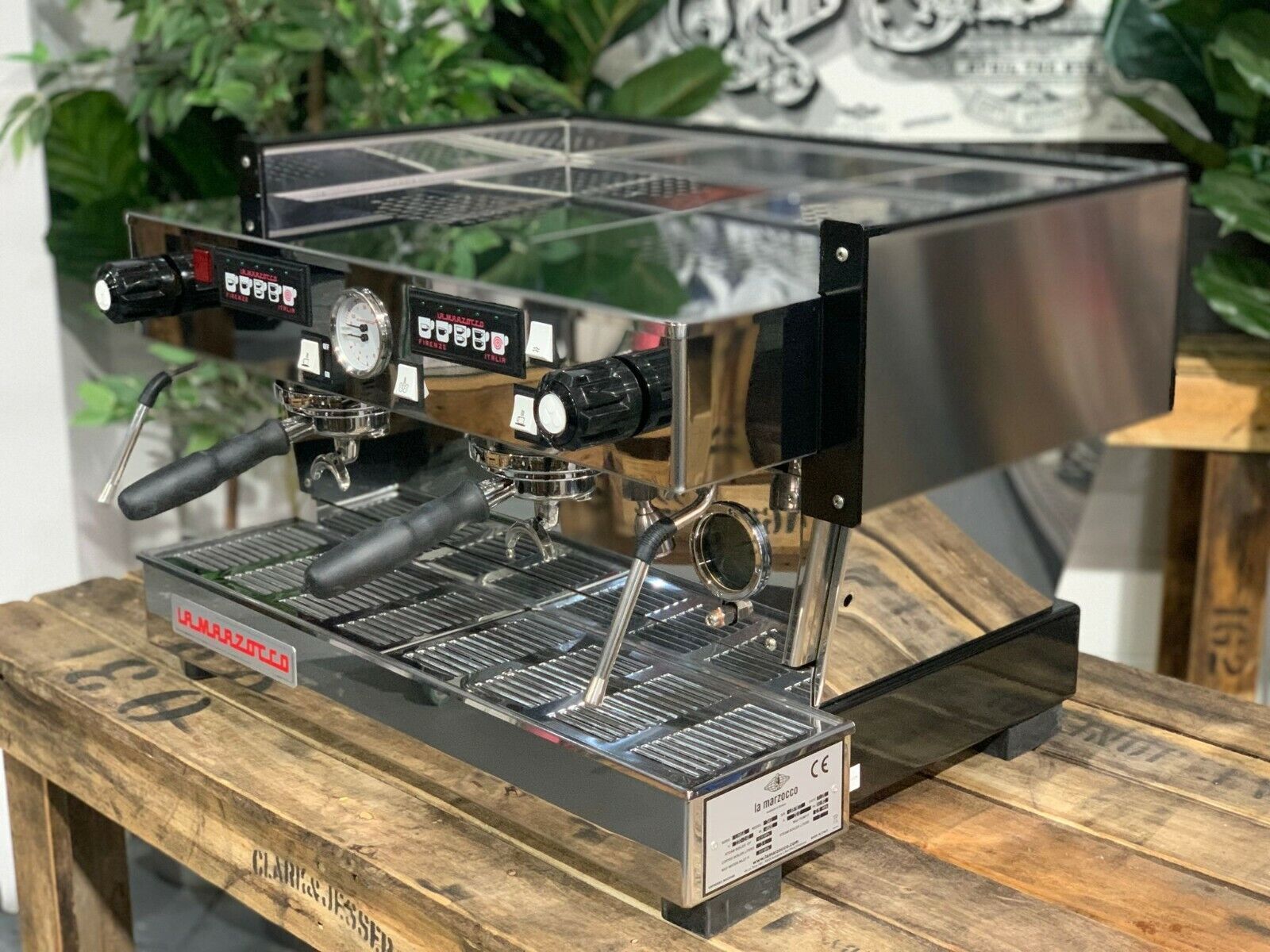 LA MARZOCCO LINEA CLASSIC NEW 2 GROUP STAINLESS STEEL ESPRESSO COFFEE
