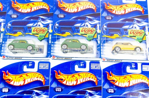Lotto 18 Mini Cooper da collezione Hot Wheels 2001 vintage #40 giallo e #200 verde - Foto 7 di 8