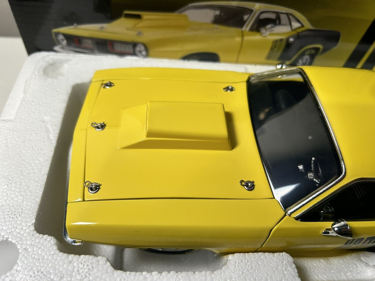 クーダ CUDA ゴースト ACME 1/18 A1806118 1972 Drag Cuda 1 of 642 Yellow NEW | eBay