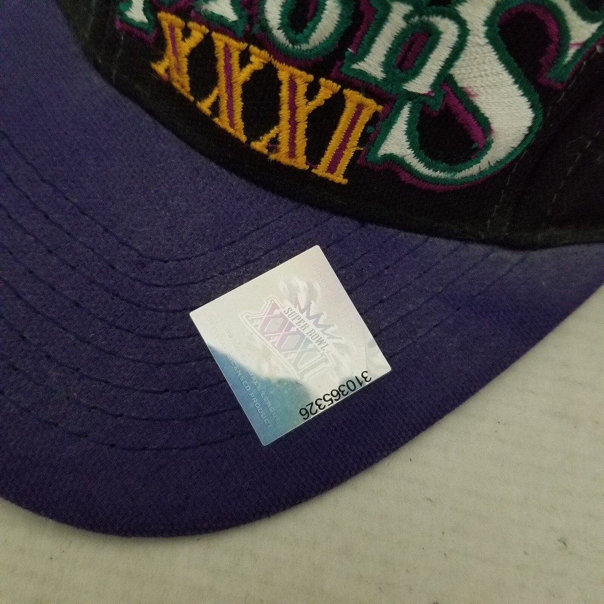 VTG Logo Athletic Green Bay Packers Super Bowl Champions Hat