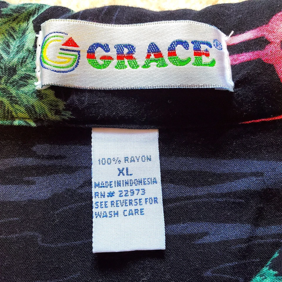 Grace Men's Black Hawaiian Button Down Shirt Sz XL Flamingos Tropical Palm Trees - Image 4 of 4