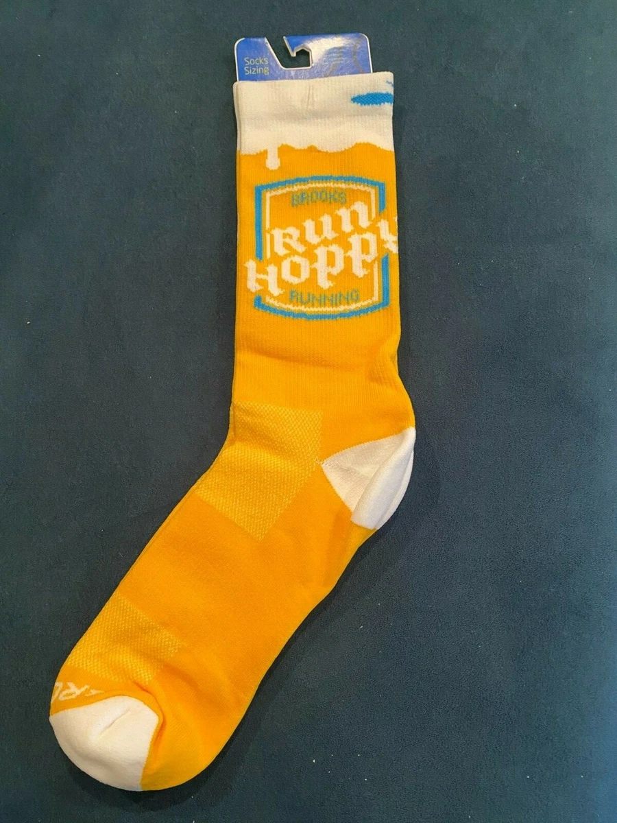 Brooks pacesetter best sale socks