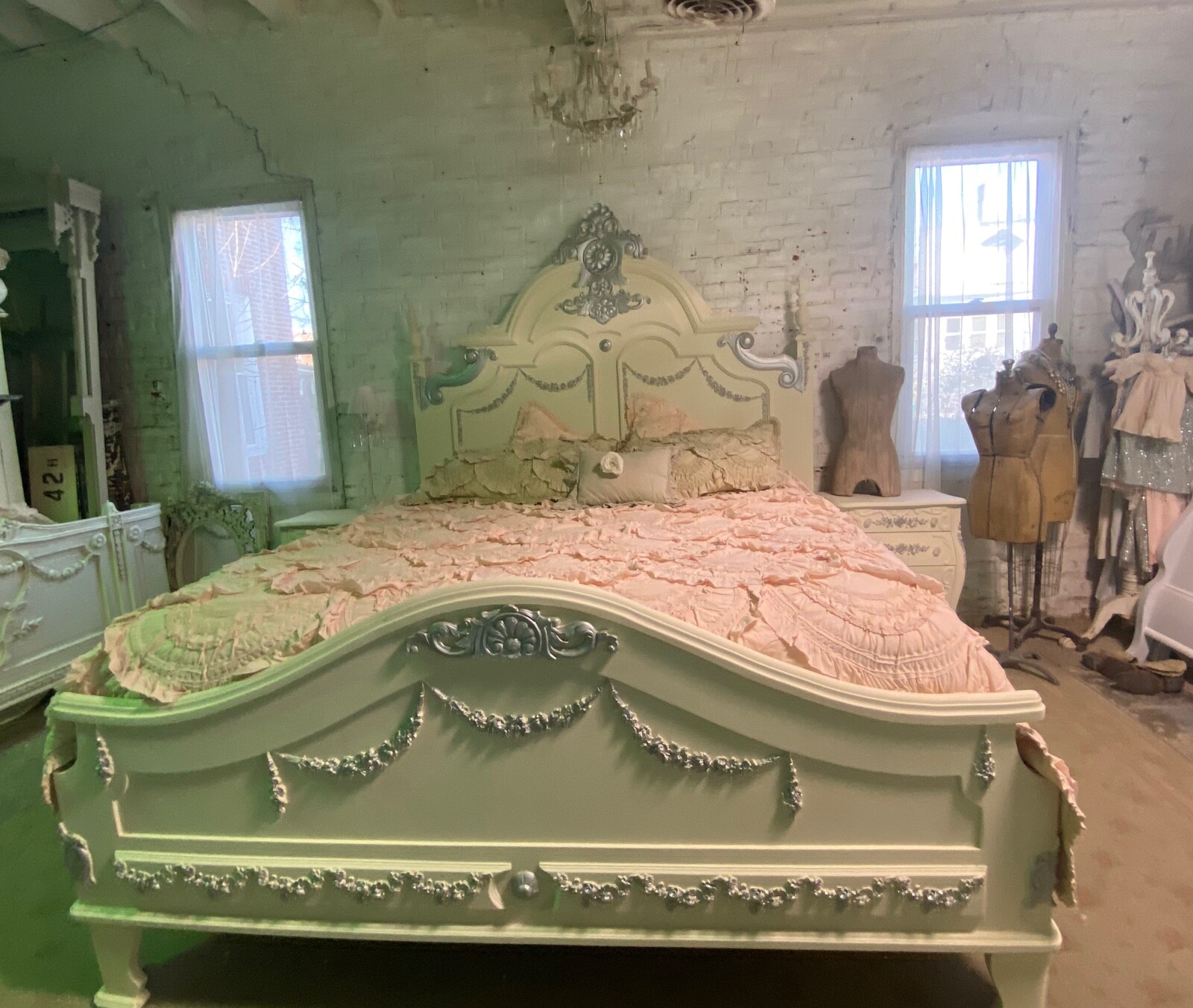 Painted Cottage Shabby Chic Romantic Victorian Queen / King Bed eBay