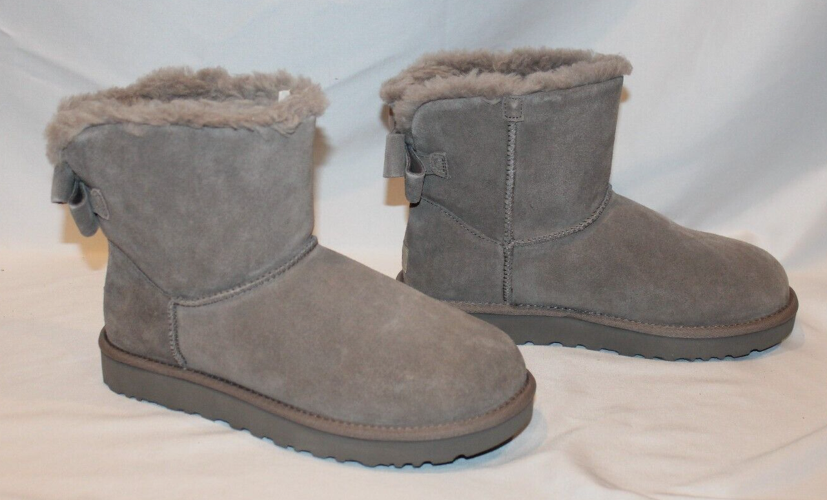 NIB UGG WOMEN'S CLASSIC BAILEY BOW HERITAGE SUEDE SHEARLING BOW