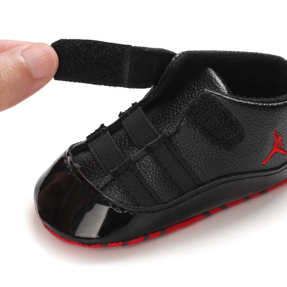 Classic Baby Boy Girl Crib Shoes Infant Sneakers Casual Shoes Newborn Baby Shoes - Image 4 of 4