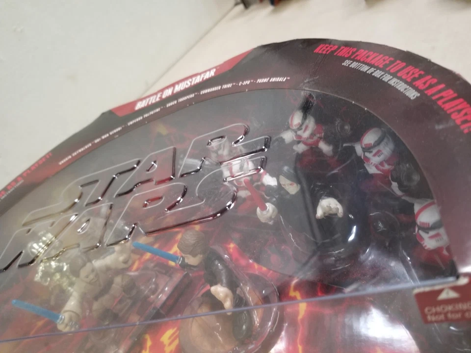 HÉROES GALÁCTICOS GUERRA ESTELAR Episodio III La Venganza de los Sith Batalla en Mustafar NUEVO Foto 2 de 4