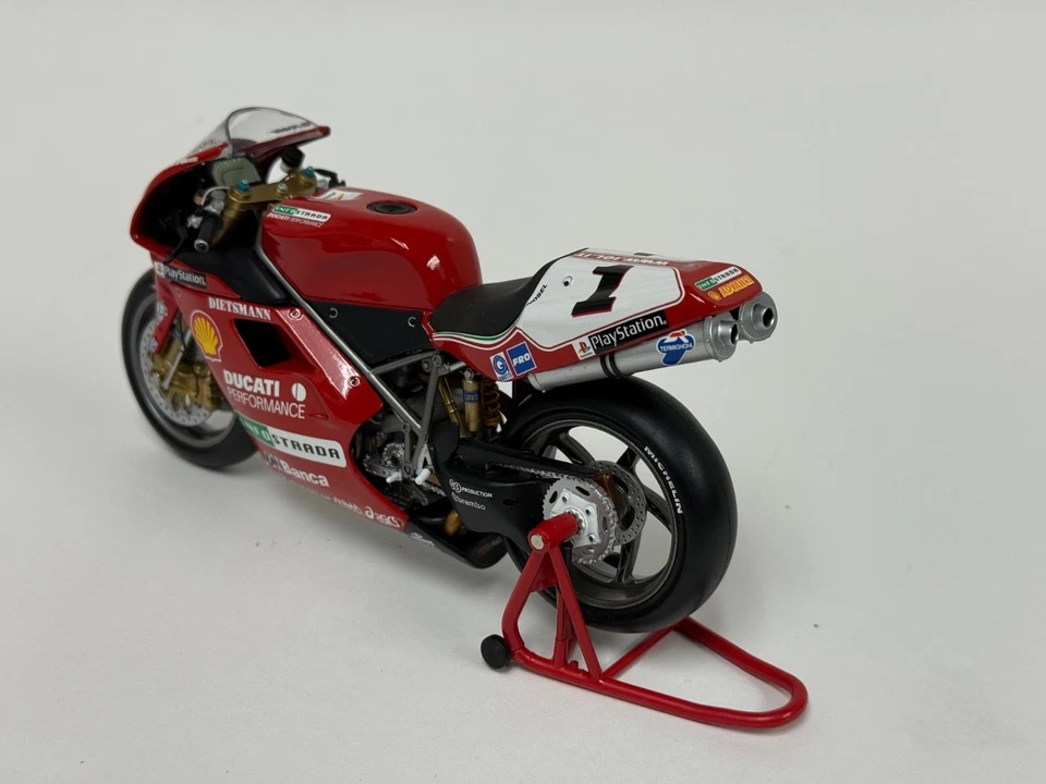 1/12 Minichamps Ducati 996 Superbike of Carl Fogarty form 2000  122001201 ABG108 - Image 3 of 4