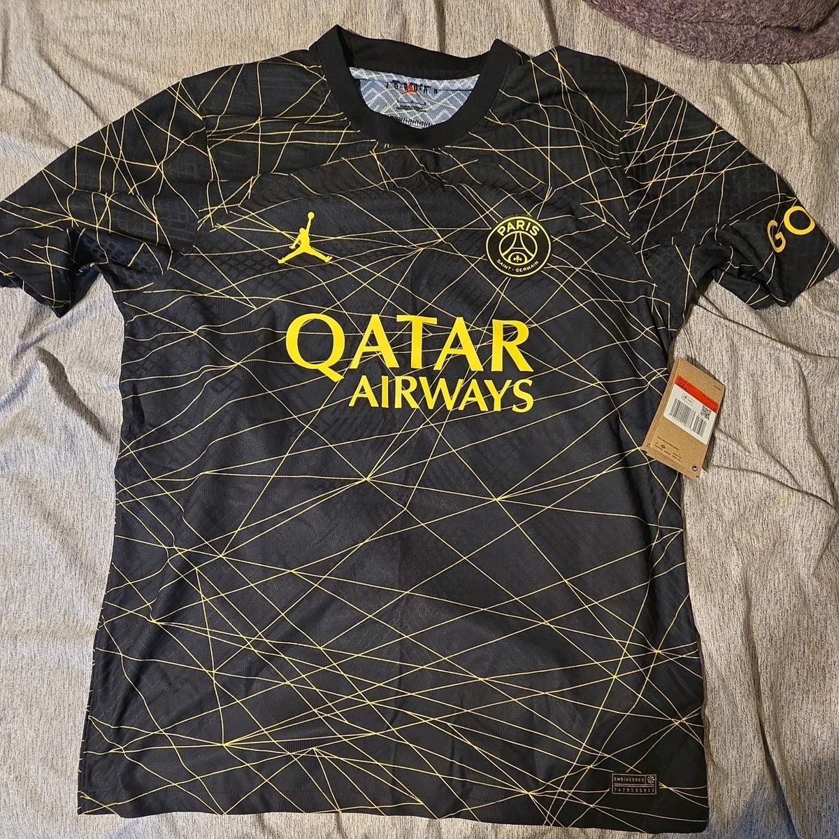 Nike Air Jordan Paris Saint-Germain Fourth Jersey Size Large