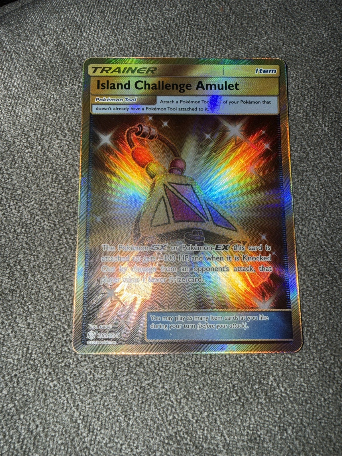 Pokemon Gold Secret Rare Amulet Card Island Challenge 265/236 Cosmic Eclipse