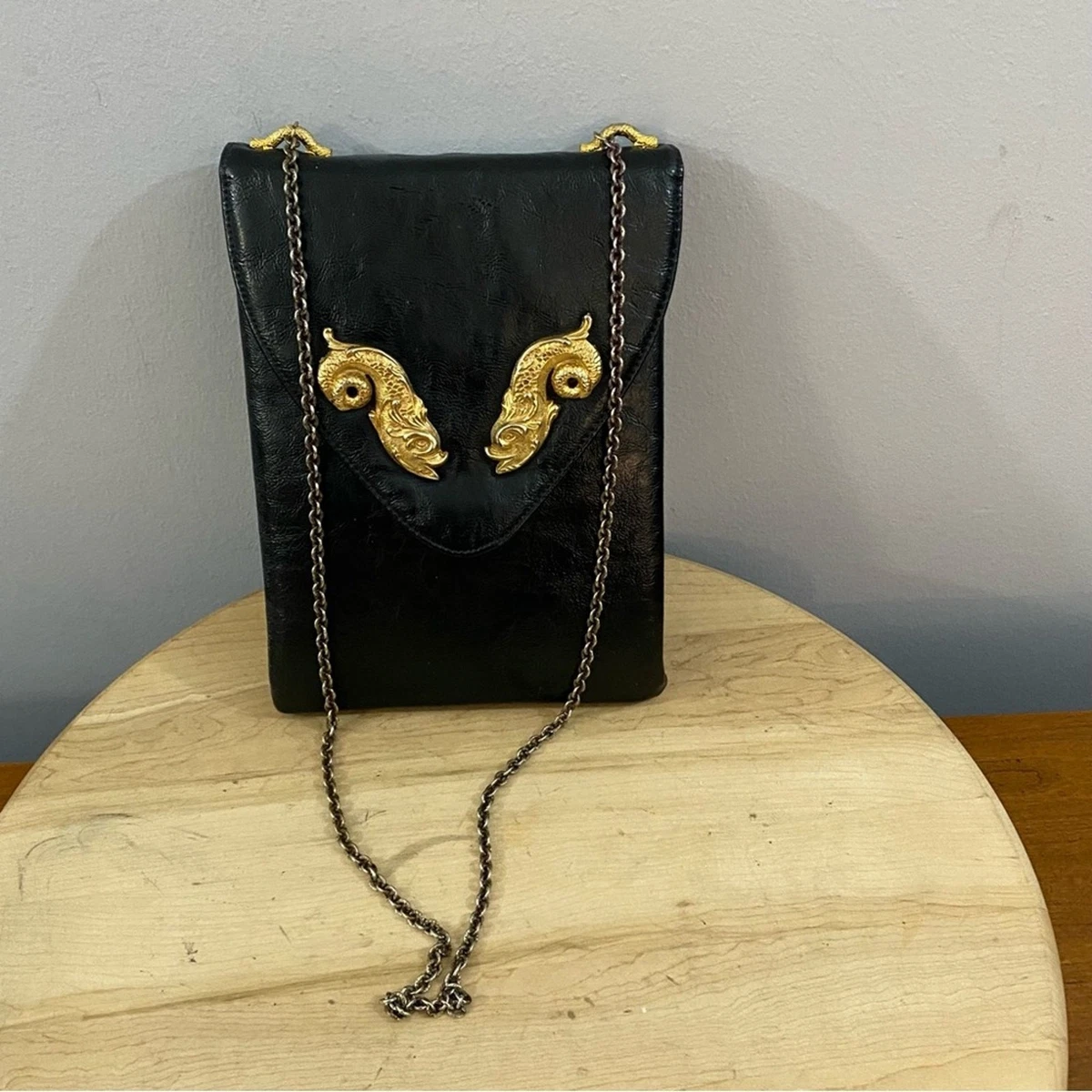 Vintage Harry Rosenfeld black leather shoulder bag with Mother of Pearl clasp 1940s Harry Rosenfeld Vintage Beaded Triple Entry Evening  main image 4