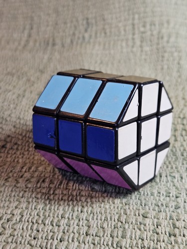Vintage Rubik's Style Octagonal Barrel Puzzle Cube - Picture 22 of 24