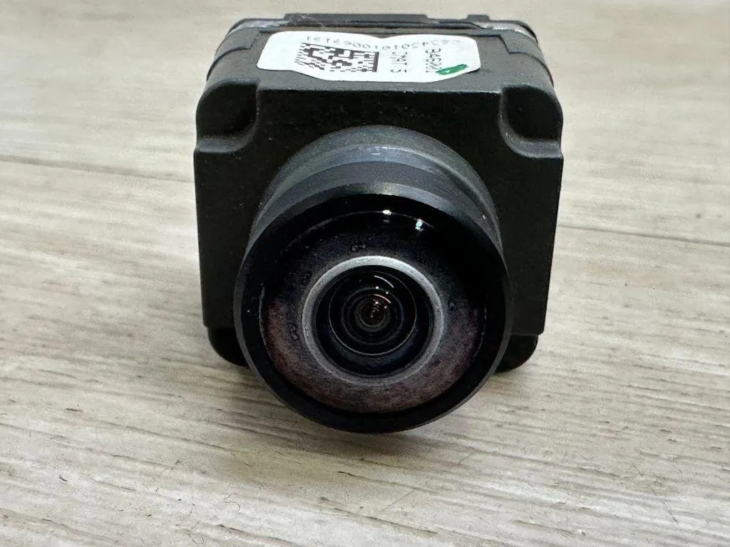 AUDI A8 D2 4D2, 4D8 Front Camera 7P6980551B 3.00 Diesel 2015 31419763