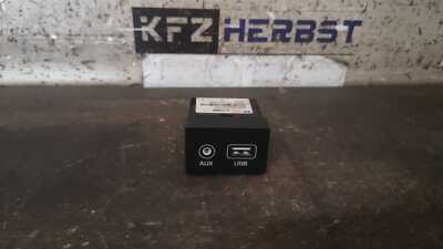 Hyundai i20 II GB Radiobedienung USB AUX Anschluss 96120C7000 290037