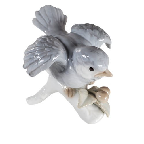 Otagiri Porcelain Pair Sparrows on Branches - Handcrafted Bird Gray - Picture 9 of 20
