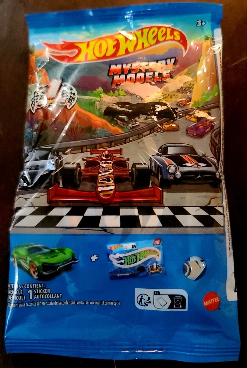Hot Wheels 2024 Mystery Models Series 1 BMW Z4 M Motorsport Black