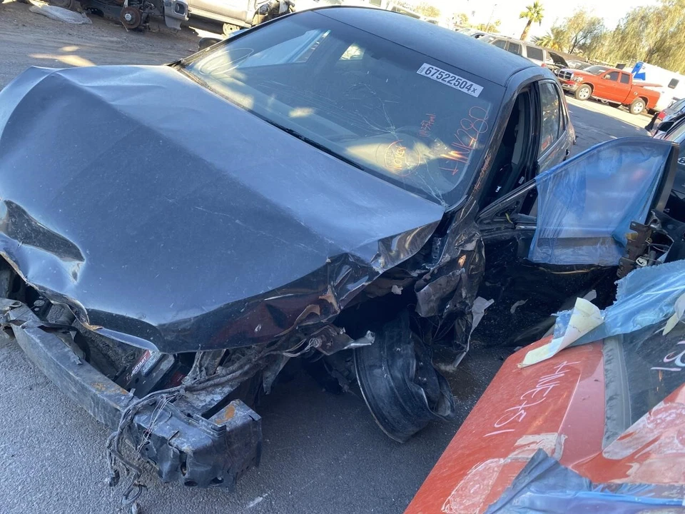 Used Fuel Injection Throttle Body fits: 2016 Toyota Camry Throttle Valve Assembl Foto 3 de 4