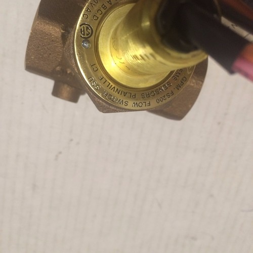 Gems Sensors 115965 Interrupteur de débit bronze 0,75 -6,0 GPM 1" NPT NSN 5930-01-290-0692 - Photo 10/10