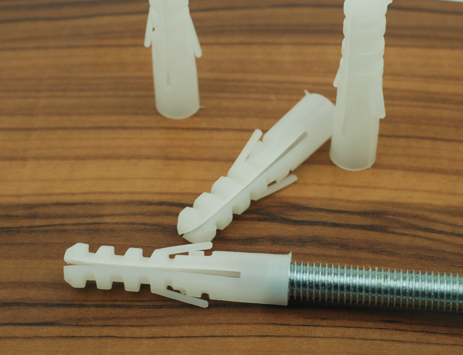 Pack of 10 M12 UNIVERSAL NYLON WALL PLUGS RAWL COACH SCREW MASONRY PLUG